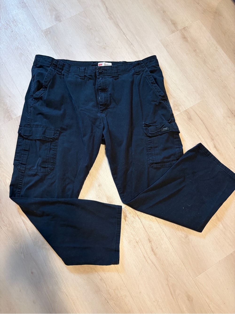 Wrangler Black Cargo Work Pants